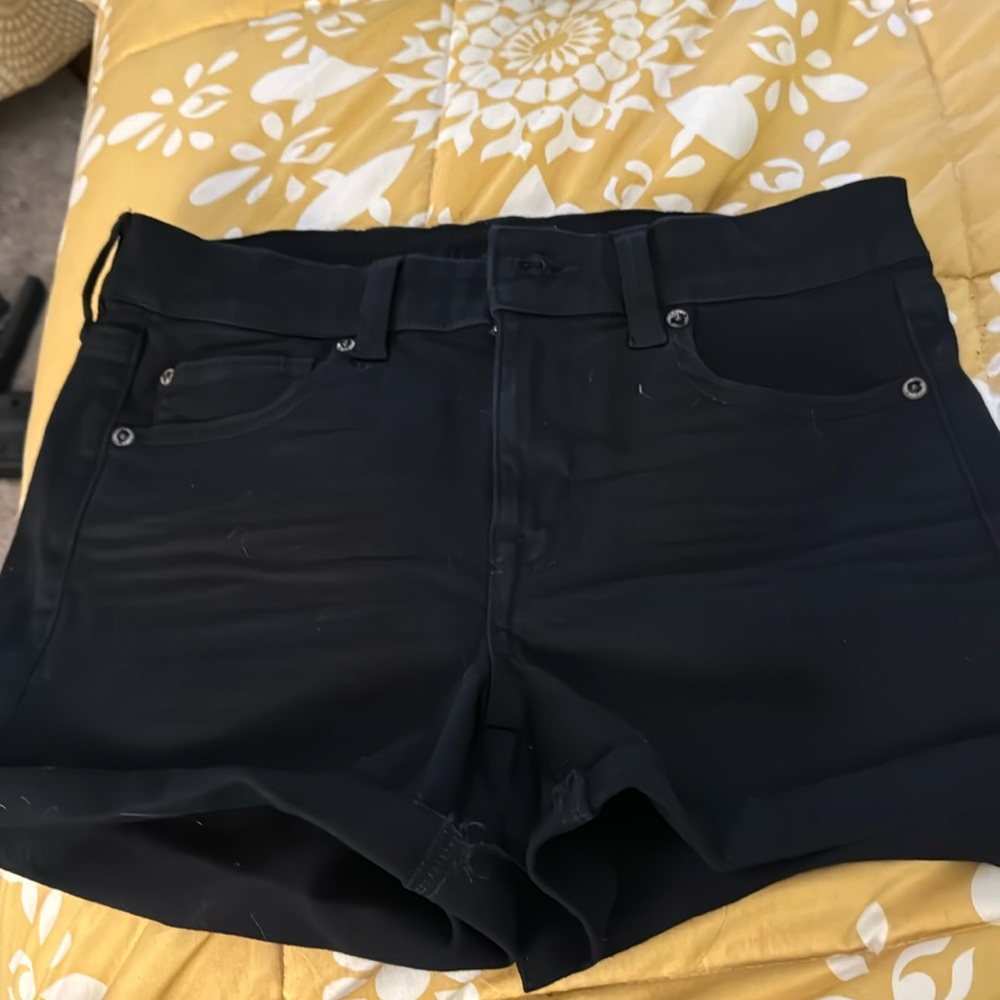 American eagle cuffed shorts preowned